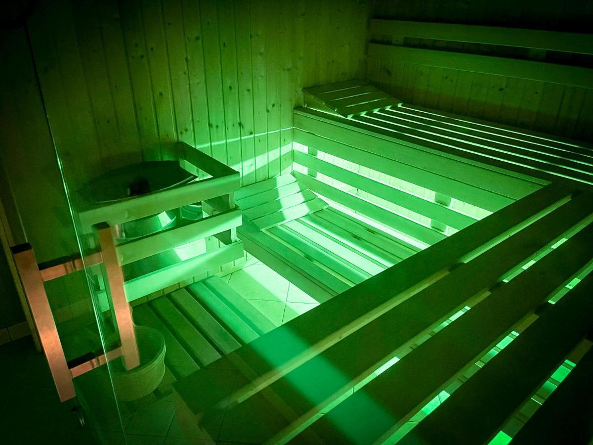 Villa 250m2 avec PISCINE chauffée&SPA&kota-grill&sauna Saint-Die-des-Vosges Esterno foto